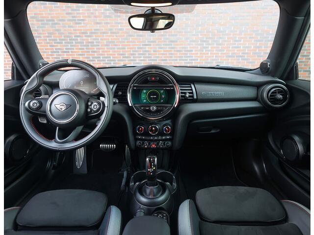 Mini John Cooper Works Mini 2.0 GP | 1/3000 - Eventuri - Remus - AST onderstel