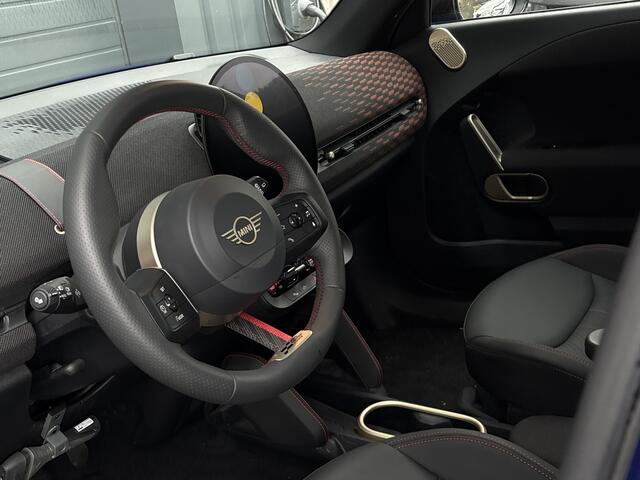 Mini John Cooper Works Mini Aceman E JCW M 54.2 kWh - Pakket M -