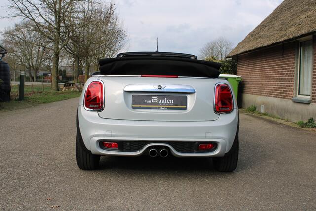 Mini John Cooper Works Mini Cabrio 2.0 S 192Pk JCW AUTOMAAT XENON UNION JACK NAVI ECC 96000KM!!!