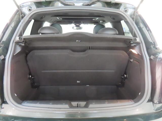 Mini John Cooper Works Mini 2.0 Essential | 43.000 KM | Leder | Panoramadak | Full Options. | Verwacht!