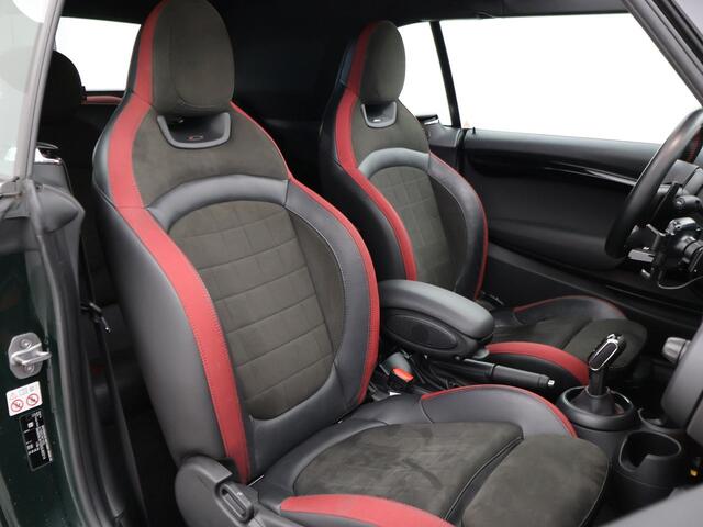 Mini John Cooper Works Mini Cabrio 2.0 JCW 231 PK REBEL GREEN | JCW STOELEN | ADAPTIVE CRUISE | ORIG. NL