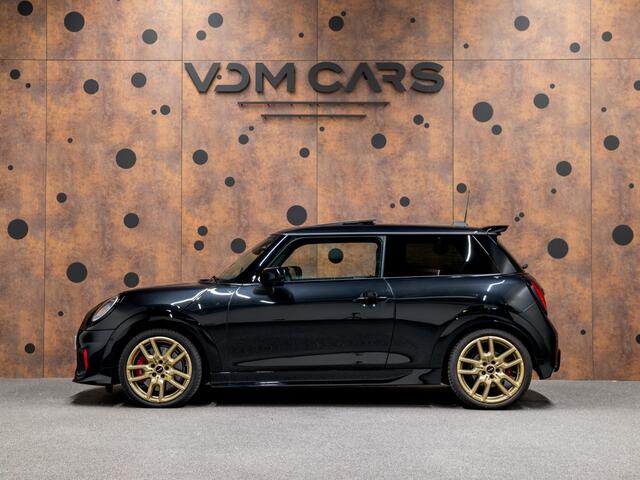 Mini John Cooper Works 3-Deurs Mini 2.0 JCW XL | Vol leder | Harman Kardon | HUD | Pano |