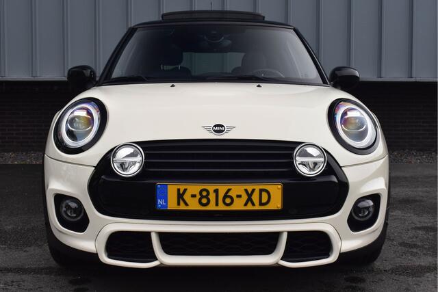 Mini John Cooper Works Mini 1.5 Cooper | Pano | Leder | Camera | Navi Prof | Carplay