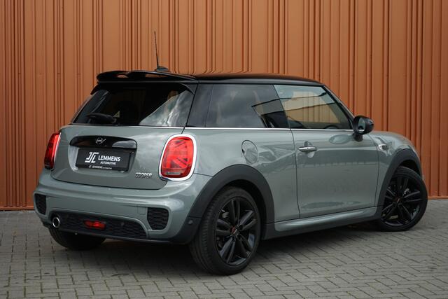 Mini John Cooper Works JCW 1.5 Aut. NL AUTO Sportstoelen Carplay Navi Sfeer