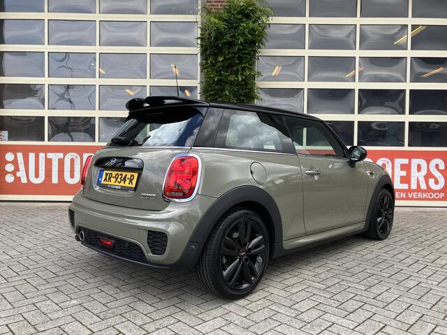Mini John Cooper Works 3-Deurs 1.5 Cooper | Origineel-NL | LED | Dealer onderhouden |