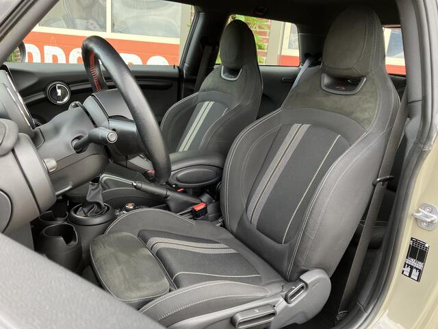 Mini John Cooper Works 3-Deurs 1.5 Cooper | Origineel-NL | LED | Dealer onderhouden |
