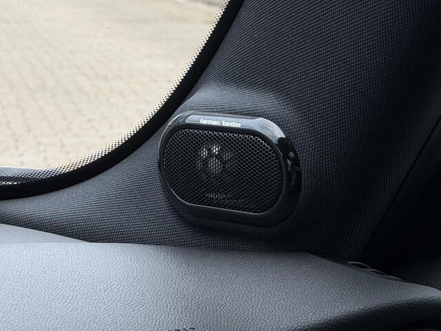 Mini John Cooper Works 3-Deurs 1.5 JCW | NL-auto/1e eign./Pano-schuifdak/harman&kardon/Apple Carplay/Keyless