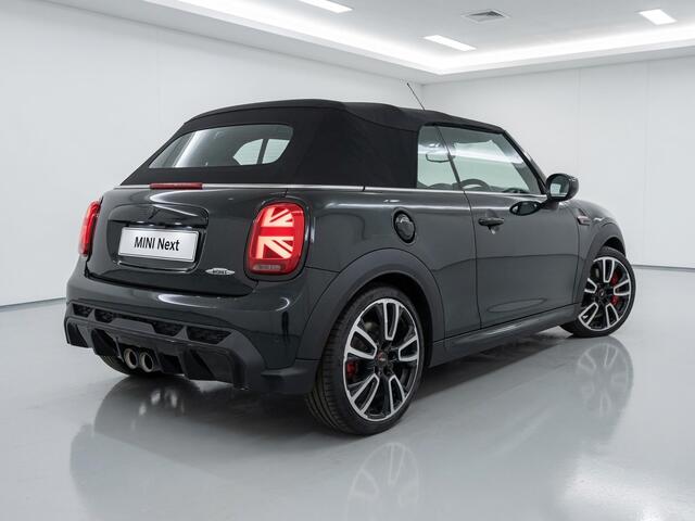 Mini John Cooper Works Cabrio 2.0 JCW | 231 pk | Rebel Green | Active Cruise Control (ACC) | Leder