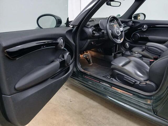 Mini John Cooper Works Cabrio 2.0 JCW | 231 pk | Rebel Green | Active Cruise Control (ACC) | Leder