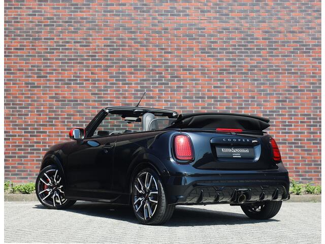 Mini John Cooper Works Cabrio JCW | XL Pack - HUD - Massage