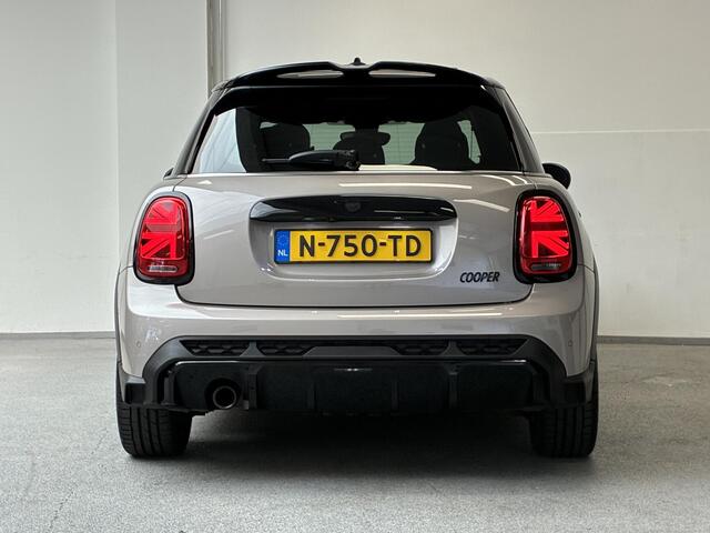 Mini John Cooper Works 1.5 Cooper JCW | PANO | CAMERA | CARPLAY | MATRIX LED |