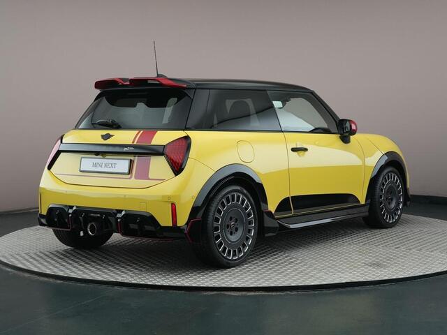 Mini John Cooper Works 3-Deurs 2.0 JCW XL Rallyspoke velgen | JCW Pro pakket | Panoramadak | Adaptive cruise