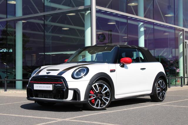 Mini John Cooper Works Cabrio Automaat / Sportstoelen / Comfort Access / Achteruitrijcamera / Active Cruise Control / Harman-Kardon / Head-Up