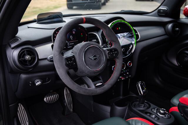 Mini John Cooper Works 3-Deurs 2.0 231PK , Facelift, Track Pack, Panoramadak, Leder, Harman/Kardon,