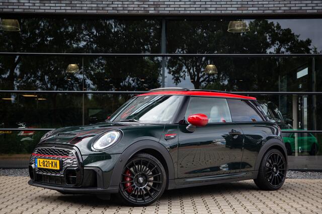 Mini John Cooper Works 3-Deurs 2.0 231PK , Facelift, Track Pack, Panoramadak, Leder, Harman/Kardon,