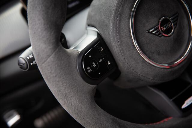 Mini John Cooper Works 3-Deurs 2.0 231PK , Facelift, Track Pack, Panoramadak, Leder, Harman/Kardon,