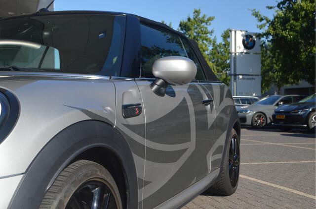 Mini John Cooper Works Cabrio S Cooper Automaat / Comfort Access / Achteruitrijcamera / Stoelverwarming / LED / 17" LM JCW Track Spoke zwart