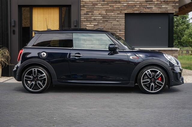 Mini John Cooper Works 2.0 231PK JCW Chili/Pano/Head-up/ACC/HarmannK/Yours