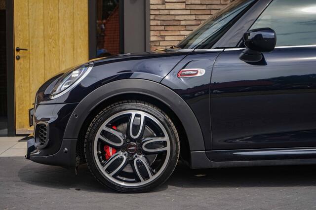 Mini John Cooper Works 2.0 231PK JCW Chili/Pano/Head-up/ACC/HarmannK/Yours