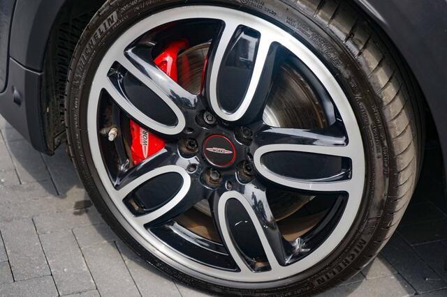 Mini John Cooper Works 2.0 231PK JCW Chili/Pano/Head-up/ACC/HarmannK/Yours