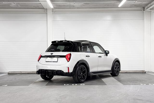 Mini John Cooper Works 5-Deurs C Cooper S | Head-Up Display | Panoramadak | Stuurwielverwarming | Stoelverwarming |