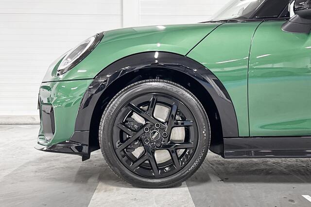 Mini John Cooper Works 3-Deurs C Cooper M | Head-Up Display | Harman/Kardon | Panoramadak | Stuurwielverwarming