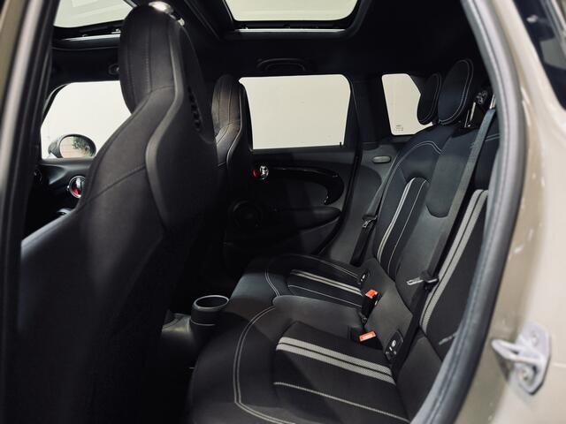 Mini John Cooper Works 5-Deurs 1.5 Cooper | Panorama | harman/kardon | LED