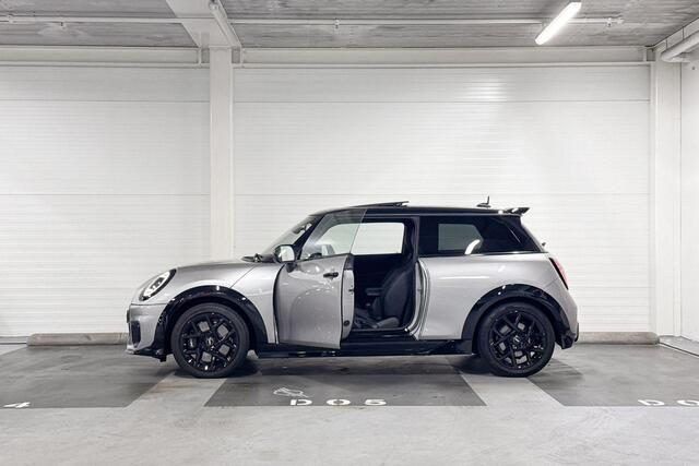 Mini John Cooper Works 3-Deurs C Cooper | Pakket M | Panoramadak | Stuurwielverwarming |
