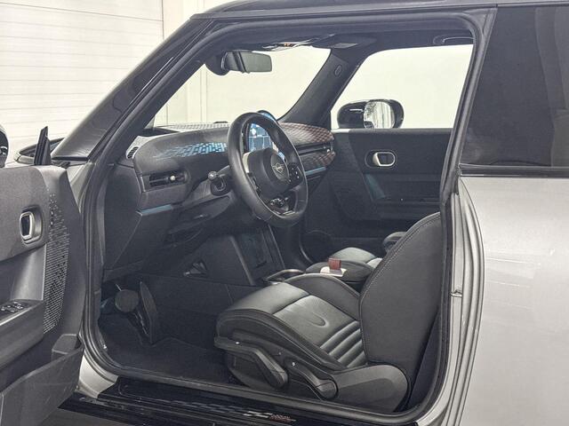 Mini John Cooper Works 3-Deurs C Cooper | Pakket M | Panoramadak | Stuurwielverwarming |