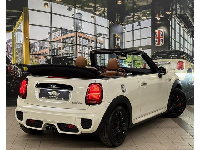 Mini John Cooper Works S CABRIO JCW-pakket AUT LEDER NAVI CAMERA 1e eig