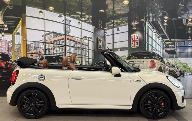 Mini John Cooper Works S CABRIO JCW-pakket AUT LEDER NAVI CAMERA 1e eig