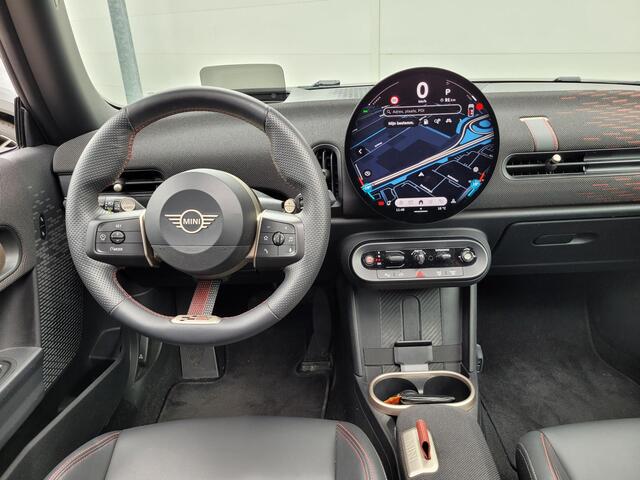 Mini John Cooper Works 1.5 C Cooper M | JCW | Pano | Winter Pack | Head-Up-Display | NL-Auto!