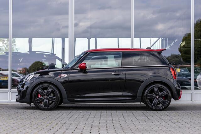 Mini John Cooper Works 3-Deurs 2.0 Chili | Pro uitlaat | Harman Kardon | NL Auto