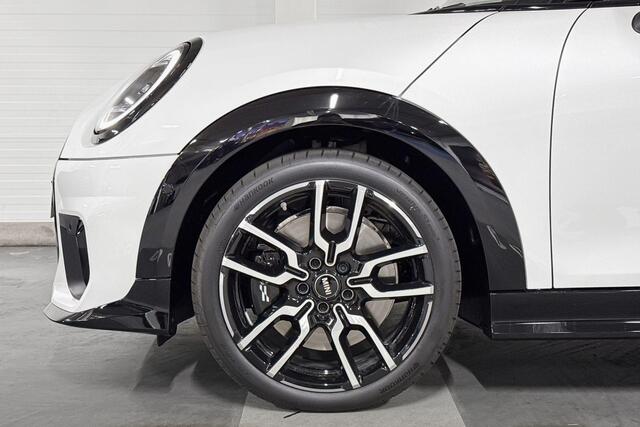 Mini John Cooper Works 5-Deurs S Cooper | Pakket XL | Stuurwielverwarming | Harman/Kardon | Panoramadak |