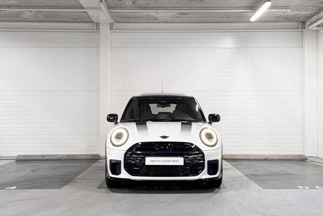 Mini John Cooper Works 5-Deurs S Cooper | Pakket XL | Stuurwielverwarming | Harman/Kardon | Panoramadak |