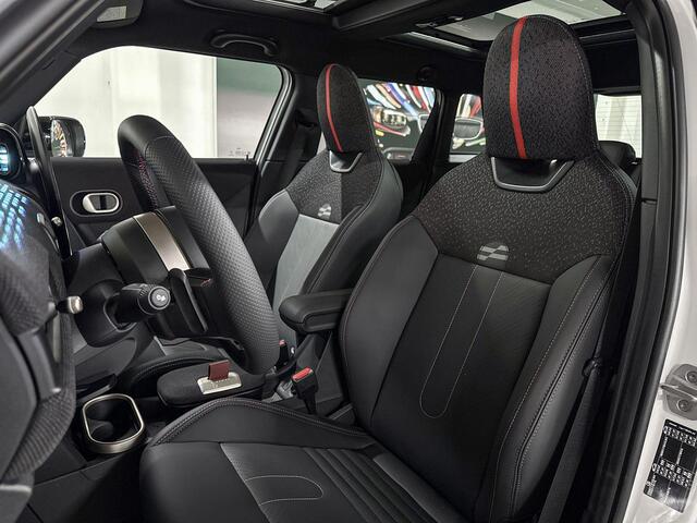 Mini John Cooper Works 5-Deurs S Cooper | Pakket XL | Stuurwielverwarming | Harman/Kardon | Panoramadak |
