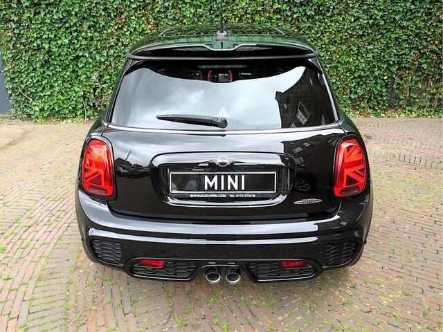Mini John Cooper Works 2.0 Chili F56 LCI aut. NL-auto, Pano, DAB, A.camera, digitaal display, 18"