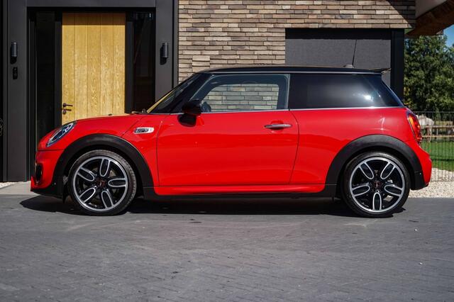 Mini John Cooper Works S JCW Cooper 192PK DCT-Automaat 37DKM Schaalstoel