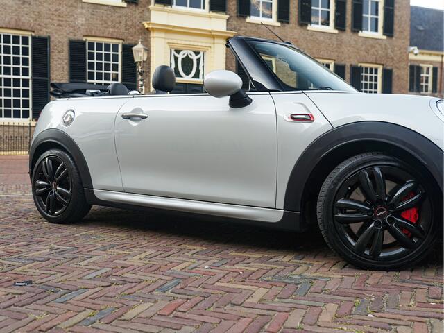 Mini John Cooper Works Cabrio 2.0 Chili Aut. l ACC l Leder l Camera l Keyless l Harman/Kardon