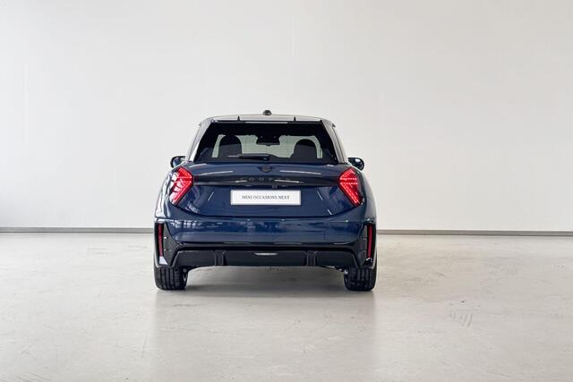 Mini John Cooper Works 3-deurs Cooper E Cooper M 40.7 kWh | 18 Inch JCW Lap Spoke 2-tone