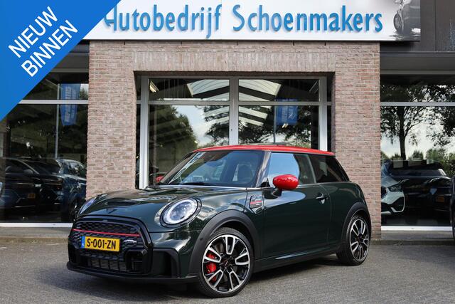 Mini John Cooper Works 3-Deurs 2.0 JCW Pack PANO HARMAN&KARDON CAMERA ADAPTIVE-CRUISE STOELVERW. CARPLAY 2XPDC 18''LMV ENZ.