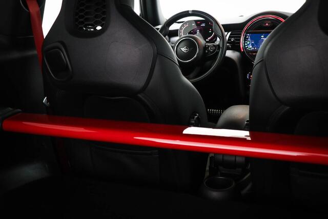 Mini John Cooper Works 3-Deurs 2.0 GP | LIMITED EDITION NR 1559 | COMFORT PACK | DAB | APPLE | DRAADLOZE LADER |