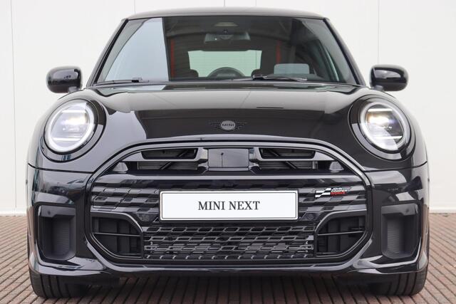 Mini MINI 3-deurs C JCW trim + Pakket M / Navi / Clima / Comfort Access / PDC / Achteruitrijcamera / Pano Dak / Head-Up /