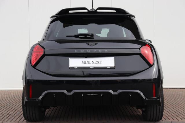 Mini MINI 3-deurs C JCW trim + Pakket M / Navi / Clima / Comfort Access / PDC / Achteruitrijcamera / Pano Dak / Head-Up /