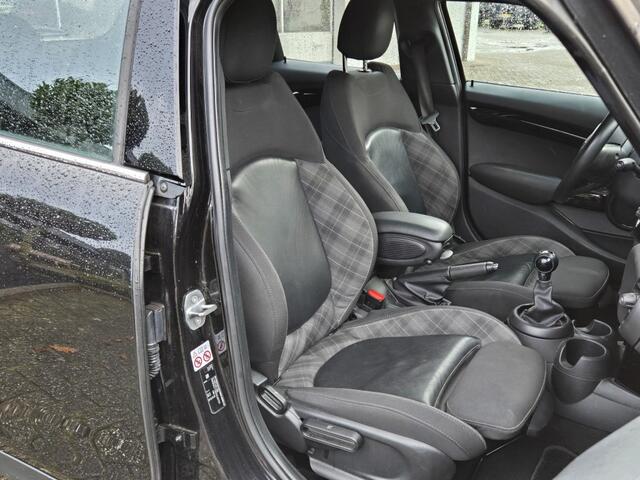 Mini MINI 1.5 COOPER CHILI I CLIMA I SPORTSTOELEN I NAVIGATIE I KEYLESS I