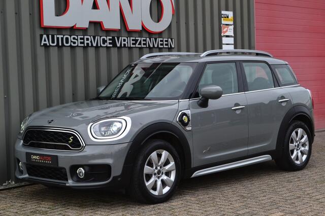 Mini MINI 2.0 Cooper S E ALL4 LED/Navi/Camera/NAP