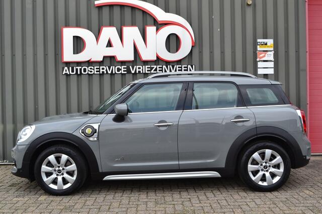Mini MINI 2.0 Cooper S E ALL4 LED/Navi/Camera/NAP