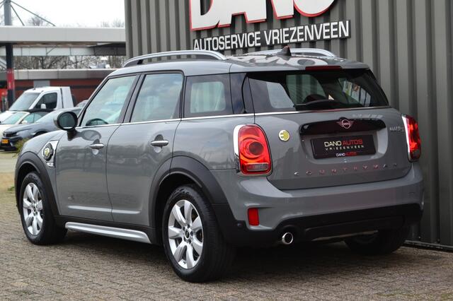 Mini MINI 2.0 Cooper S E ALL4 LED/Navi/Camera/NAP