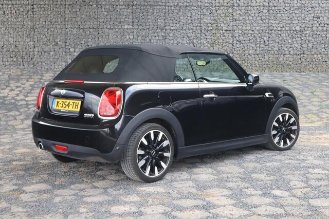 Mini MINI 1.5 Cooper I Geen Import I Achteruitrijcamera I Schuifdak