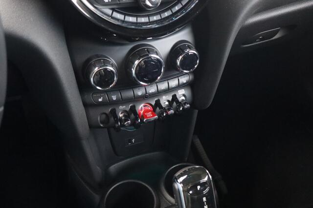 Mini MINI 1.5 Cooper I Geen Import I Achteruitrijcamera I Schuifdak